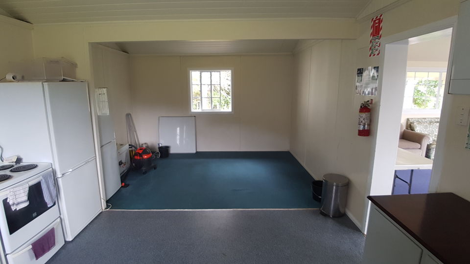 The dining area beside the kitchen